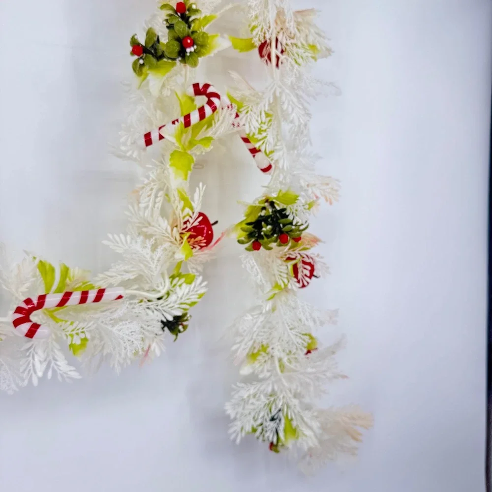 VTG 60's White‎ Plastic Christmas Garland Candy Cane Apples Holiday Decor 8.5 ft